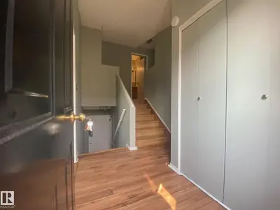 Interior photo 1 of 5424 55 AV