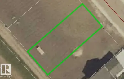 Interior photo 1 of 5557 55 AV