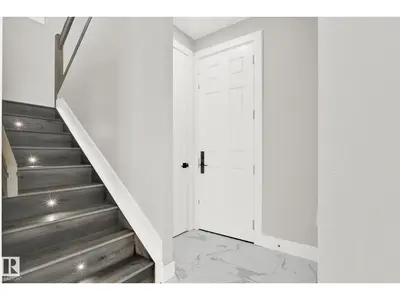 Interior photo 2 of 3118 KOSTASH GR SW