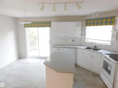 Interior photo 2 of #26 1295 CARTER CREST RD NW