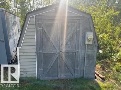 Interior photo 3 of #35-59316 Rge Rd 54