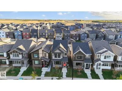 Interior photo 2 of 264 ORCHARDS BV SW