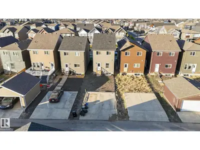 Interior photo 4 of 264 ORCHARDS BV SW