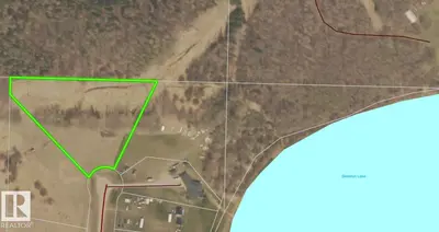 Interior photo 2 of 7 Bechthold Bay #112, 191054 TWP 652