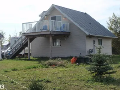 Interior photo 4 of 230 59518 Rge Rd 55