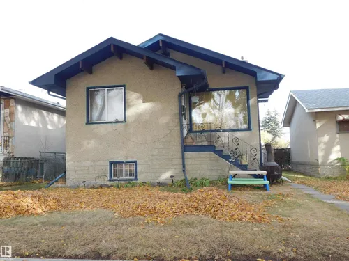 11927 67 ST NW, Edmonton - $240,000