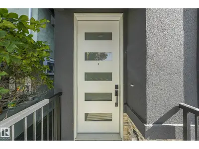 Interior photo 4 of 10965 129 ST NW