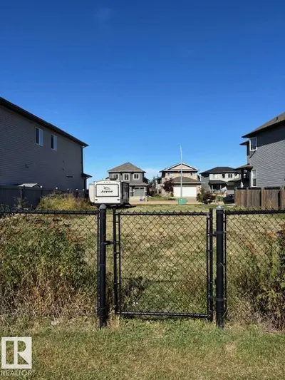 Interior photo 4 of 9517 107 AV