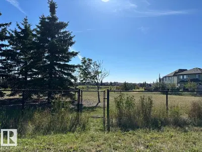 Interior photo 2 of 9517 107 AV