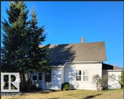 Interior photo 1 of 4924 53 ST