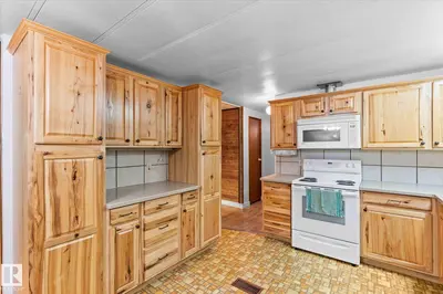 Interior photo 1 of #412 & 411 53303 RGE ROAD 31