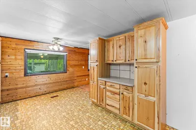 Interior photo 3 of #412 & 411 53303 RGE ROAD 31