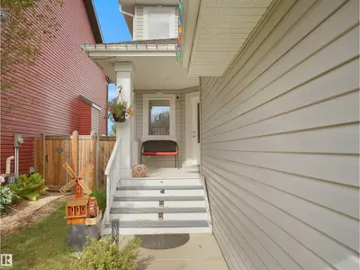 Interior photo 3 of 110 RUE MONTALET