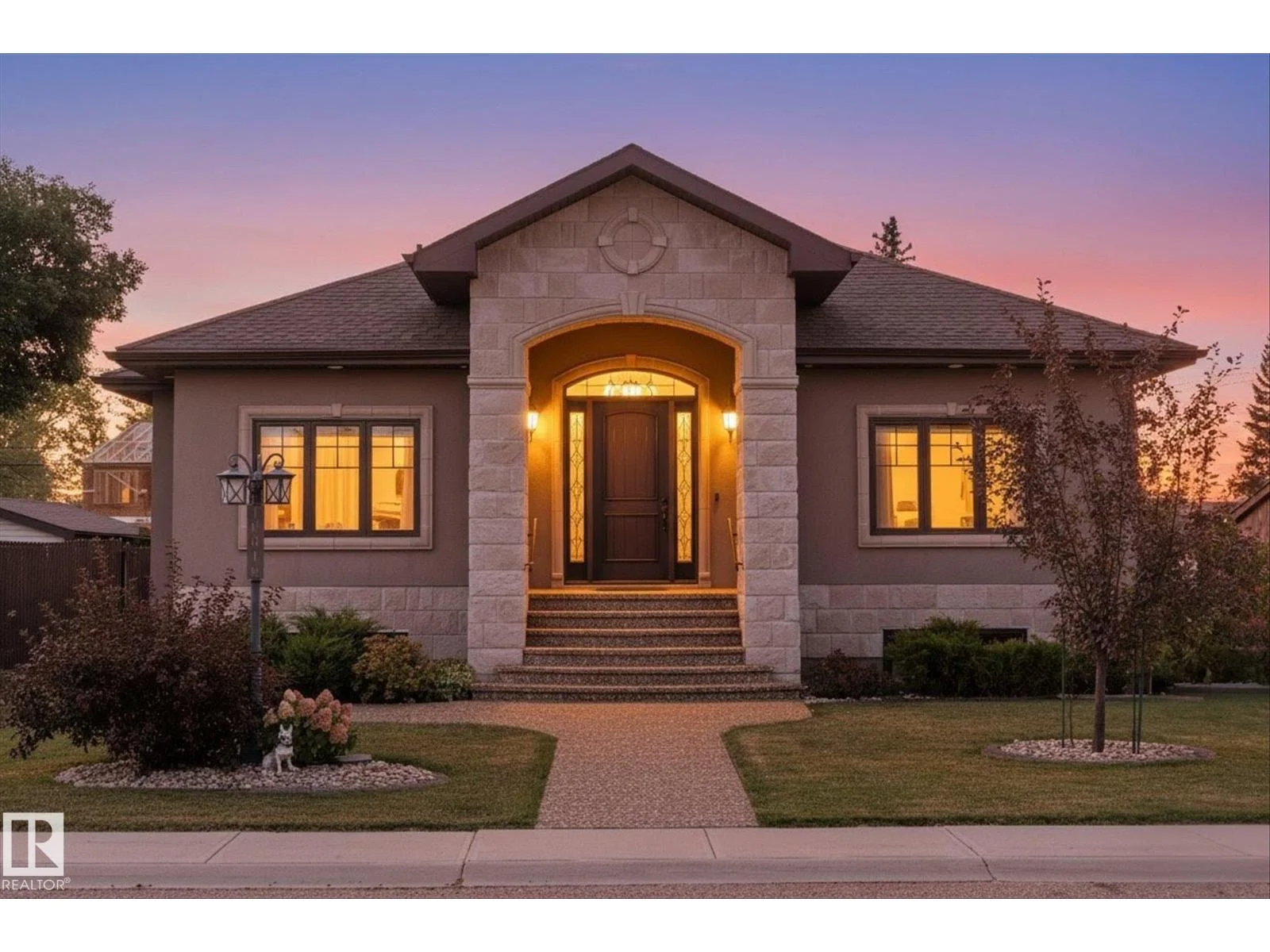 10516 158 ST NW, Edmonton - 5 bedroom Detached Single Family for sale