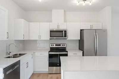 Interior photo 3 of 7230 ROSENTHAL DR NW