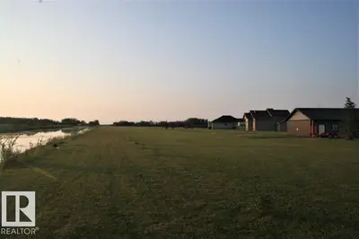 Interior photo 4 of 7 - 59512 RR 255