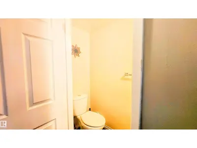 Interior photo 4 of 704 ABBOTTSFIELD RD NW