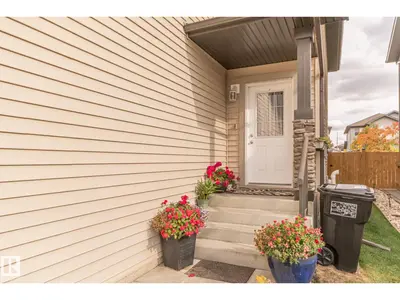 Interior photo 4 of 16023 138 ST NW