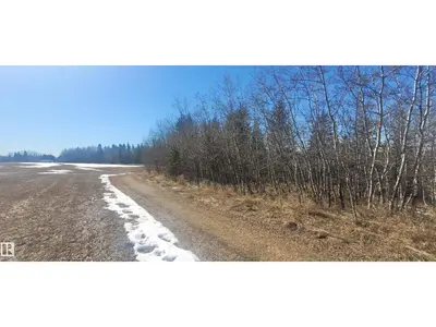 Interior photo 2 of 5318 52 ST