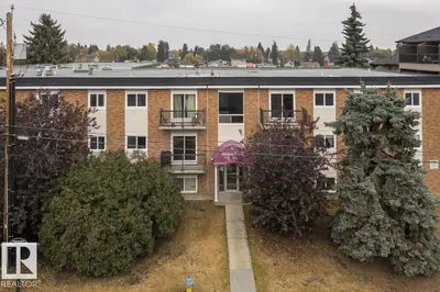 Interior photo 1 of #301 7204 81 AV NW