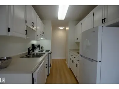 Interior photo 2 of #1403 9725 106 ST NW