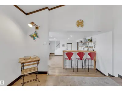 Interior photo 2 of 3602 50 Ave