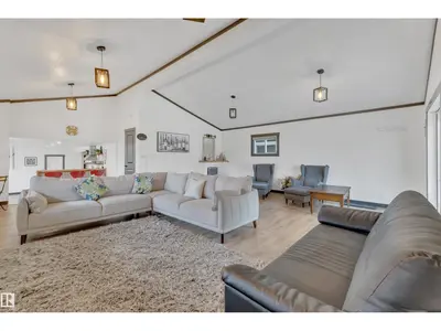 Interior photo 1 of 3602 50 Ave