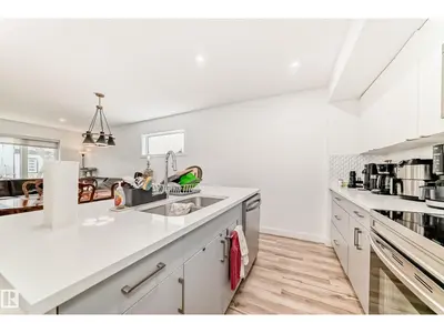 Interior photo 4 of #2 11326 95A ST NW