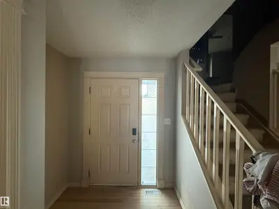 Interior photo 2 of 6007 5 AV SW