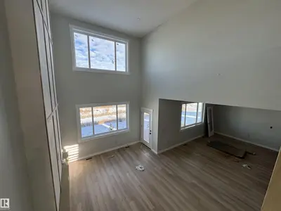 Interior photo 4 of 28 Harley WY