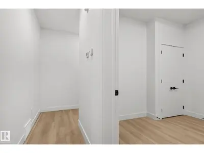 Interior photo 4 of 15417 20 ST NW