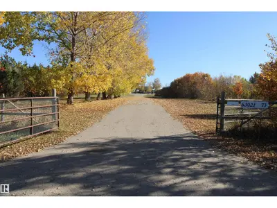 Interior photo 4 of 53021 RGE ROAD 73