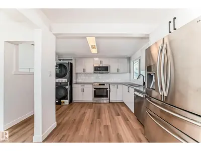 Interior photo 3 of 7220 152a Ave NW