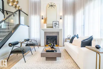 Interior photo 4 of 142 SUNLAND WY