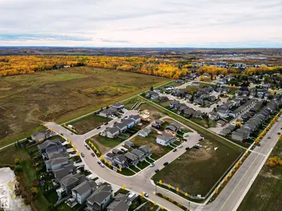 Interior photo 3 of 4002 & 4004 42 AV