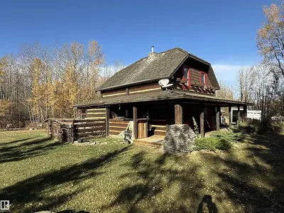 Interior photo 2 of 580 Poplar Bay Drive