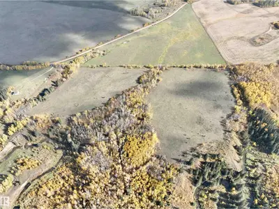 Interior photo 4 of 62326 RR 104A