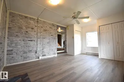 Interior photo 2 of 63114 Rge Rd 270