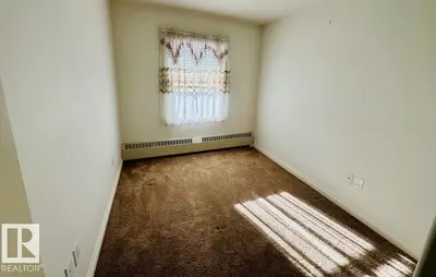 Interior photo 2 of #302 4614A Lakeshore DR