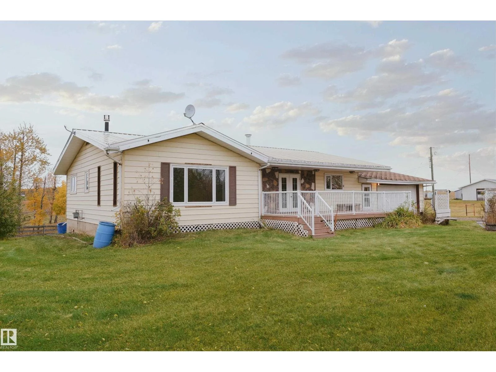 61302 Rge Rd 50, Rural Barrhead County - 4 bedroom Detached Single Family for sale