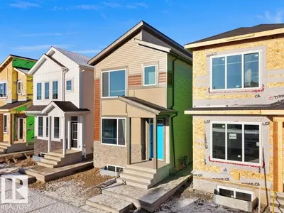 Interior photo 1 of 432 Crystal Creek Link