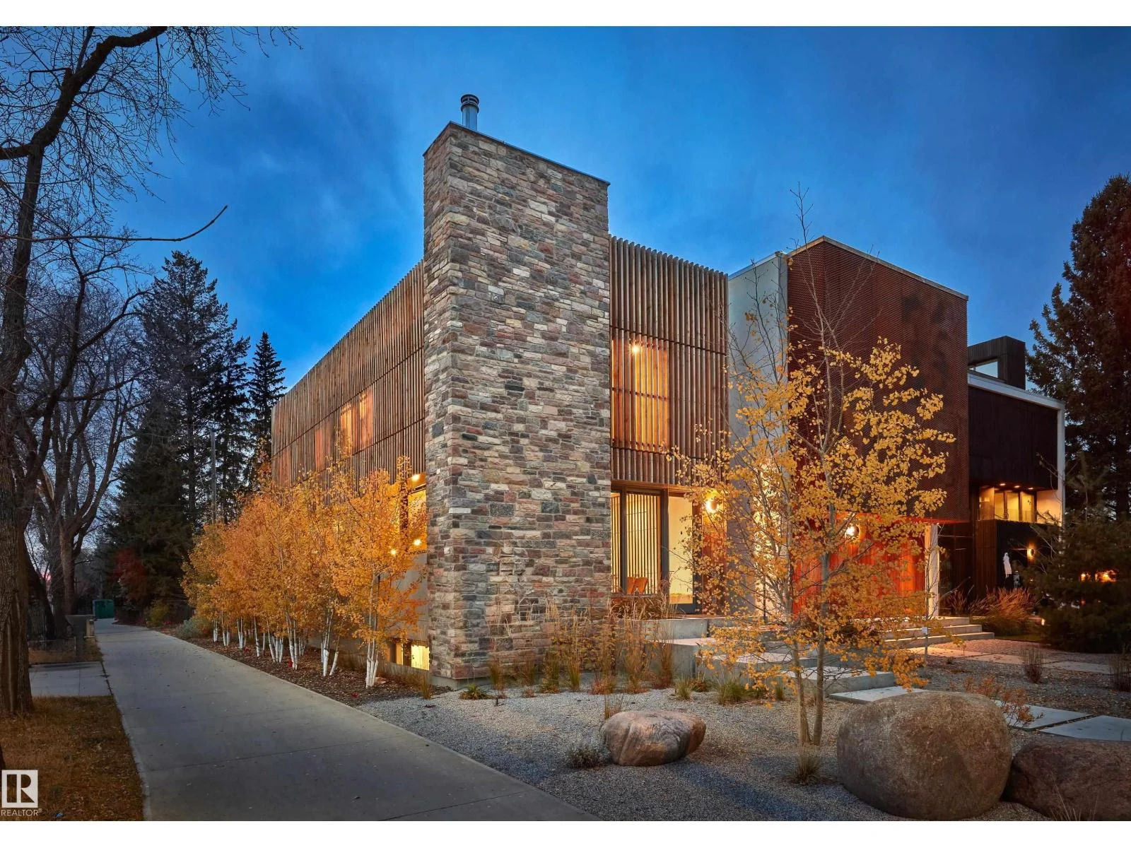 10204 130 ST NW, Edmonton - 4 bedroom Detached Single Family for sale