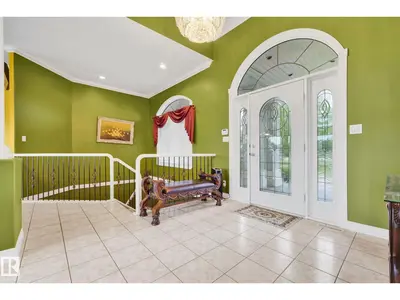 Interior photo 4 of 13419 Lakeland DR