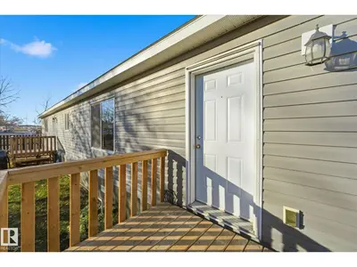 Interior photo 1 of 242 305 Calahoo Road