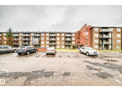 Interior photo 1 of #102 13907 136 ST NW NW