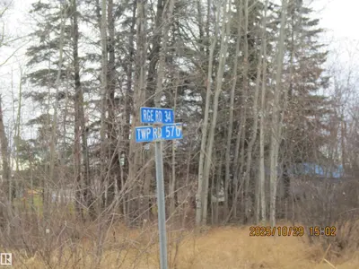 Interior photo 1 of 56529 RGE ROAD 34