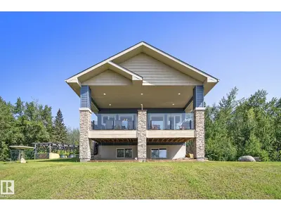 Interior photo 3 of 4518 LAKESHORE RD