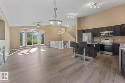 Interior photo 2 of 518 26 ST