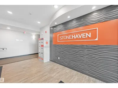 Interior photo 4 of #108 812 WELSH DR SW