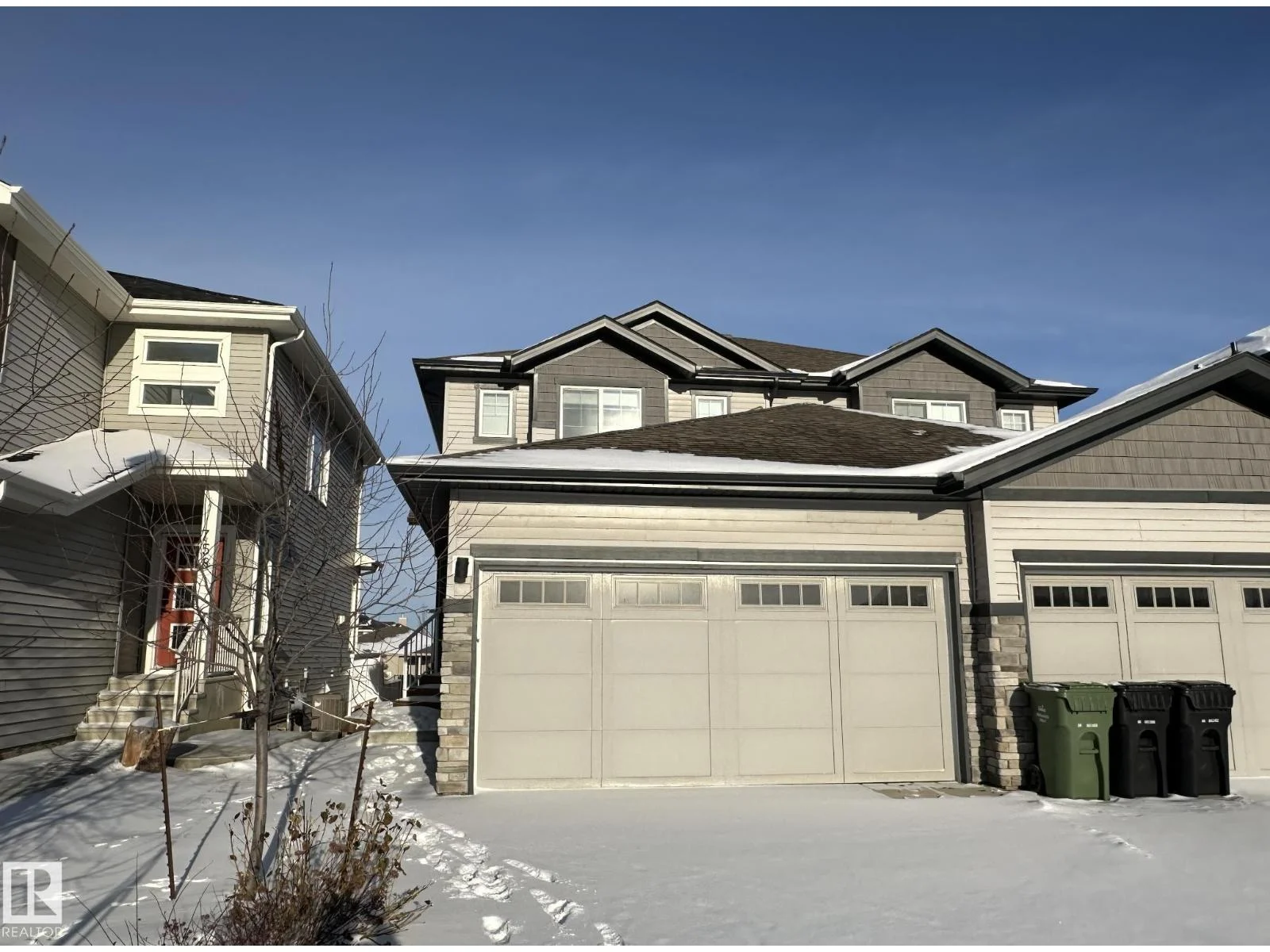 760 Berg LO, Leduc - 4 bedroom Duplex for sale